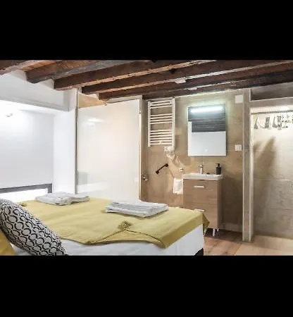 Experiencia En Triana إشبيلية
